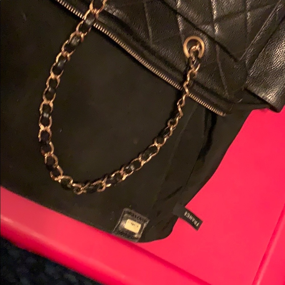 VINTAGE CAVIER CHANEL HANDBAG FROM THE 90’s - Picture 8 of 9